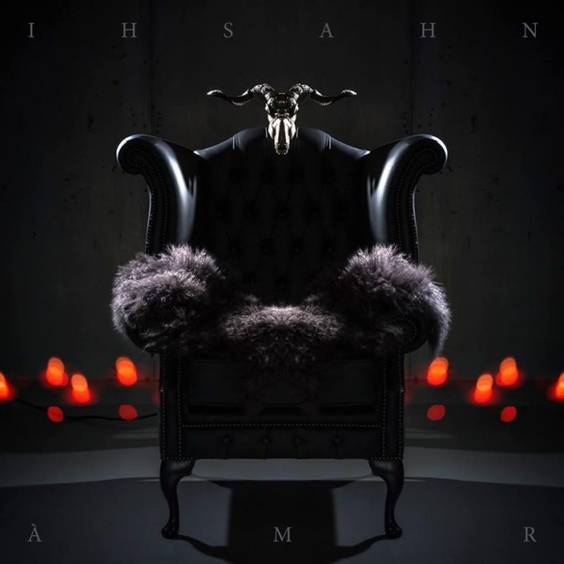 Àmr parece ser o tipo de disco que segue com a sonoridade que Ihsahn estava perseguindo desde seus primeiros discos solo. Aqui o som é uma espécie de metal progressivo cheio de sintetizadores, vocais limpos e guitarras complexas e pesadas. Particularmente, eu acho fenomenal e por isso mesmo estou escrevendo esse review por aqui.